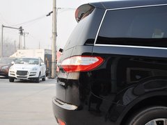 2013款 2.2T 自动 行政版