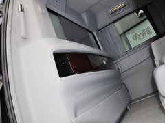 2013款 2.2T 自动 行政版