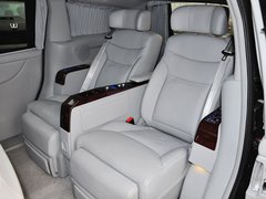 2013款 2.2T 自动 行政版