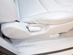 2013款 2.2T 自动 行政版