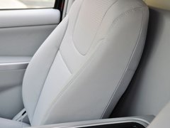 2013款 2.2T 自动 行政版