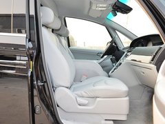 2013款 2.2T 自动 行政版