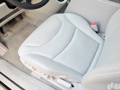 2013款 2.2T 自动 行政版