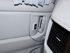 2013款 2.2T 自动 行政版