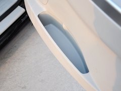 2013款 2.2T 自动 行政版