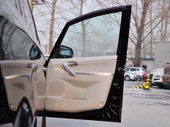 2013款 2.2T 自动 行政版