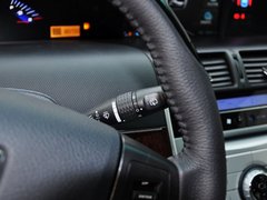 2013款 2.2T 自动 行政版
