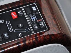 2013款 2.2T 自动 行政版