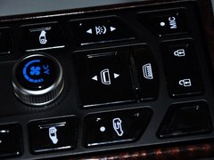 2013款 2.2T 自动 行政版