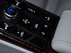 2013款 2.2T 自动 行政版