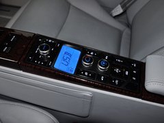 2013款 2.2T 自动 行政版