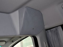2013款 2.2T 自动 行政版