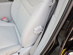 2013款 2.2T 自动 行政版