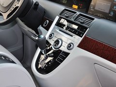 2013款 2.2T 自动 行政版