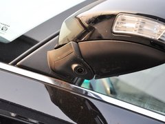 2013款 2.2T 自动 行政版