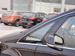 2013款 2.2T 自动 行政版