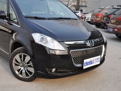 2013款 2.2T 自动 行政版