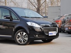 2013款 2.2T 自动 行政版