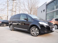 2013款 2.2T 自动 行政版