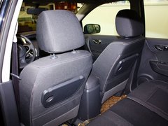 2013款 2.5 CVT 四驱都市版 5座
