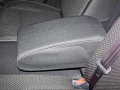 2013款 2.5 CVT 四驱都市版 5座