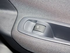 2013款 2.5 CVT 四驱都市版 5座