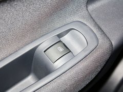 2013款 2.5 CVT 四驱都市版 5座