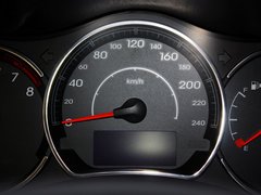 2013款 2.5 CVT 四驱都市版 5座