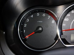 2013款 2.5 CVT 四驱都市版 5座