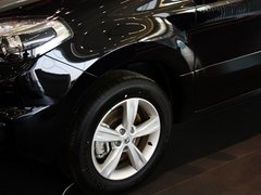 2013款 2.5 CVT 四驱都市版 5座
