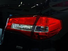 2013款 2.5 CVT 四驱都市版 5座