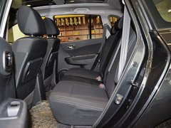 2013款 2.5 CVT 四驱都市版 5座