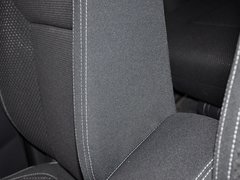2013款 2.5 CVT 四驱都市版 5座