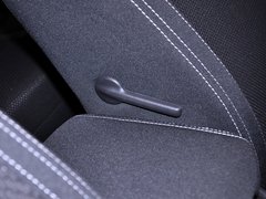 2013款 2.5 CVT 四驱都市版 5座