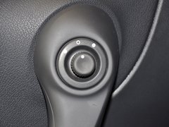 2013款 2.5 CVT 四驱都市版 5座