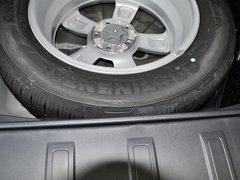 2013款 2.5 CVT 四驱都市版 5座