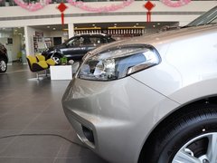2013款 2.5 CVT 四驱都市版 5座