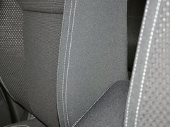 2013款 2.5 CVT 四驱都市版 5座