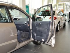 2013款 2.5 CVT 四驱都市版 5座