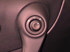 2013款 2.5 CVT 四驱都市版 5座
