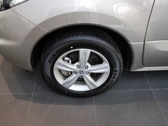 2013款 2.5 CVT 四驱都市版 5座