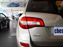 2013款 2.5 CVT 四驱舒适导航版 5座