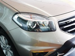 2013款 2.5 CVT 四驱舒适导航版 5座