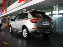 2013款 2.5 CVT 四驱舒适导航版 5座