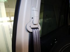 2013款 2.5 CVT 四驱舒适导航版 5座
