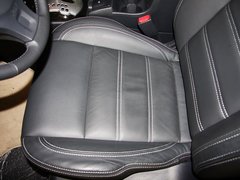 2013款 2.5 CVT 四驱舒适导航版 5座