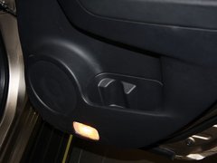 2013款 2.5 CVT 四驱舒适导航版 5座