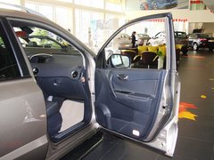 2013款 2.5 CVT 四驱舒适导航版 5座