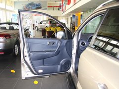 2013款 2.5 CVT 四驱舒适导航版 5座