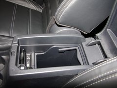 2013款 2.5 CVT 四驱舒适导航版 5座
